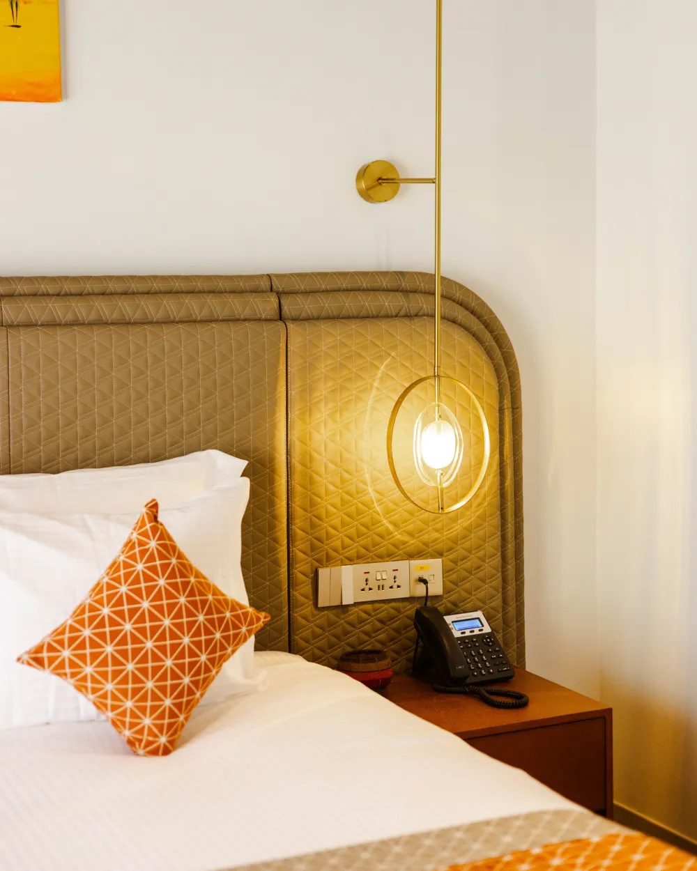 Royal Chalet Preview